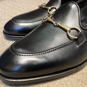 カルミーナのビットローファー