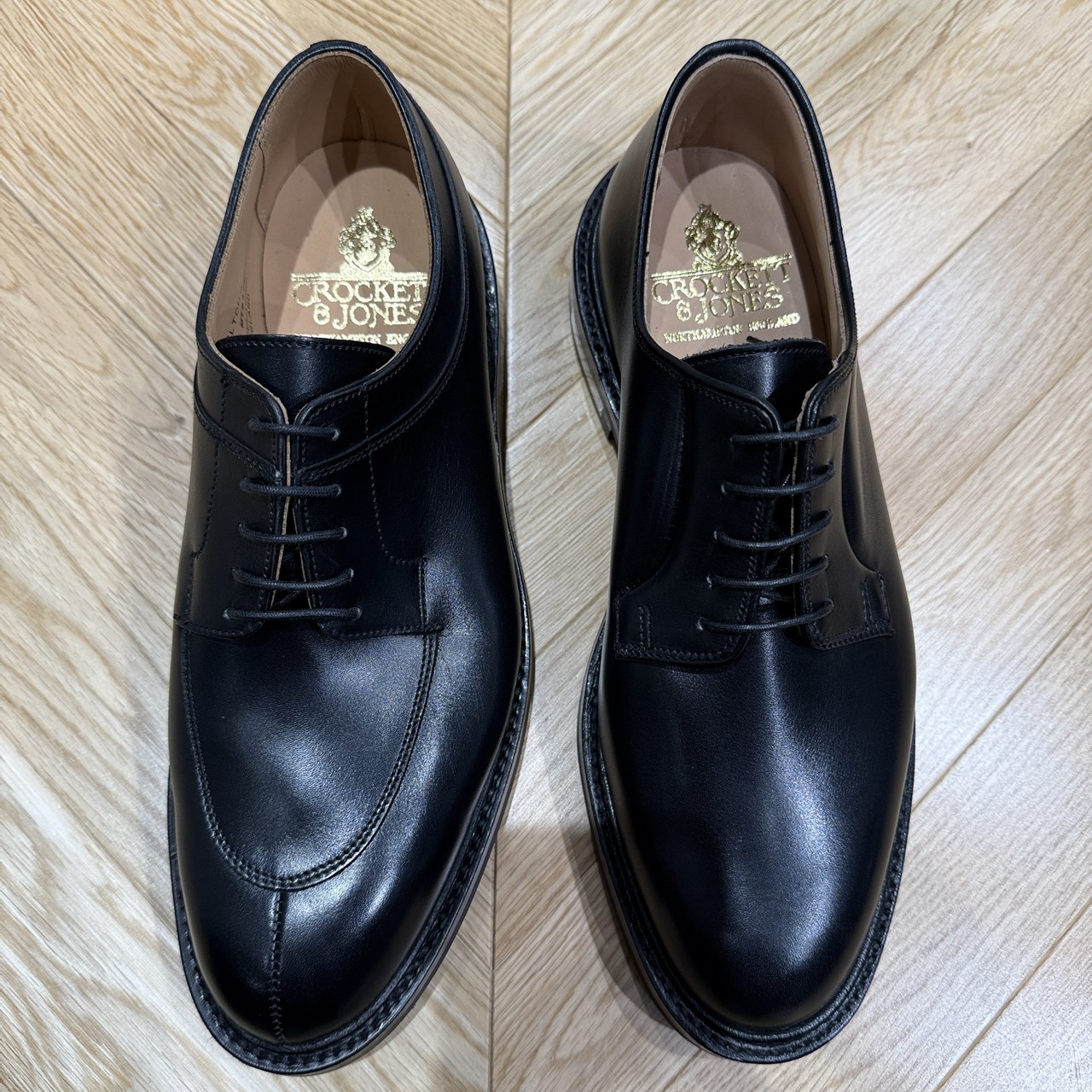 新作Crockett&JonesのLANARK5とSHELTON3を比較してみた – 株式会社