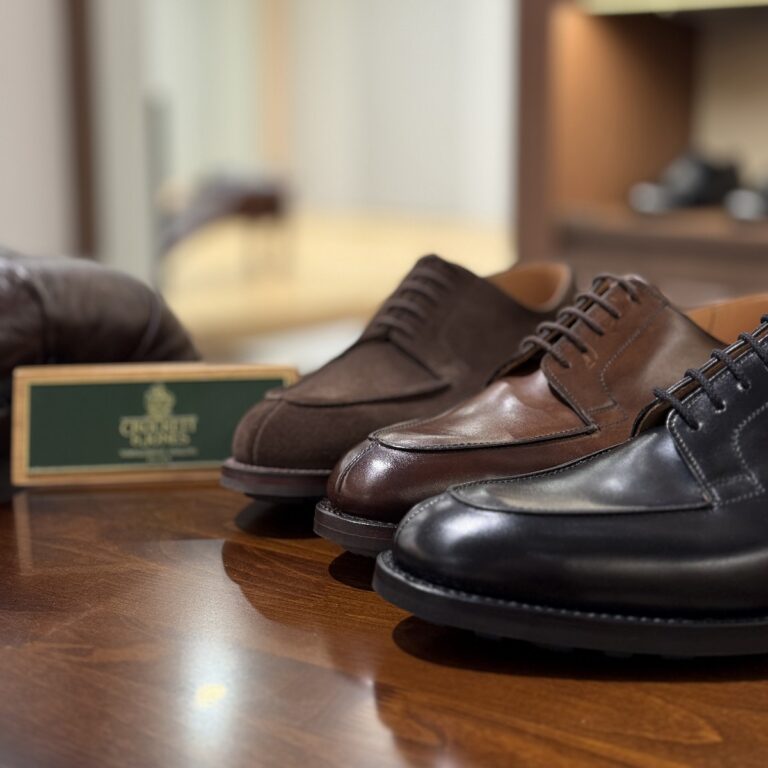 CROCKETT＆JONESの汎用性抜群のユーチップ❝ASTON❞